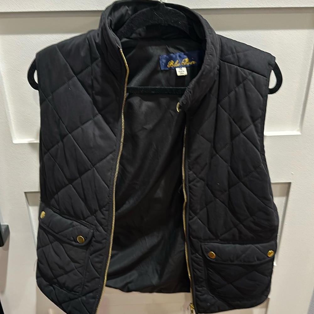 Women’s black vest